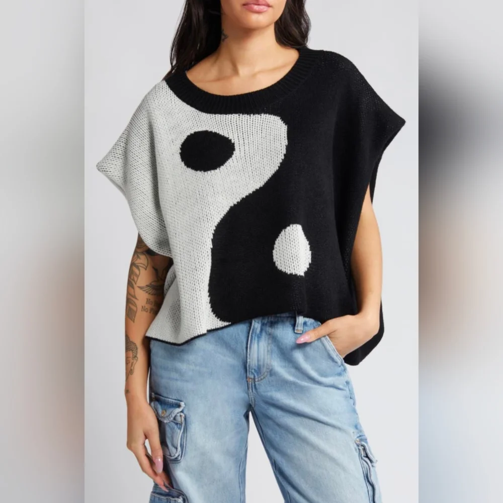 NWT (Sold Out Online) Dressed In Lala Yin And Yang Sweater (S/M) - Picture 1 of 5